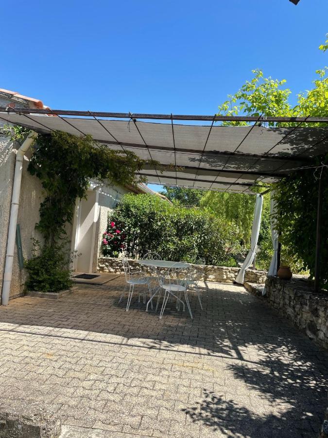 La Gente Villa Pernes-les-Fontaines Exteriör bild